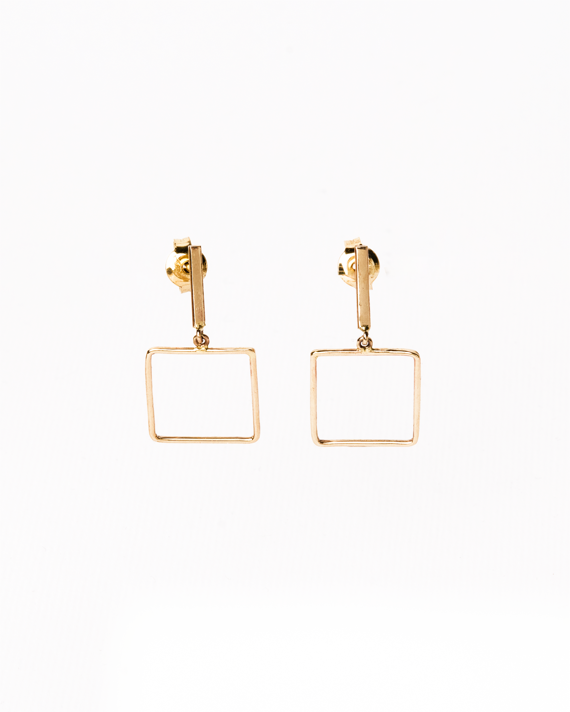 Orecchino oro Frame